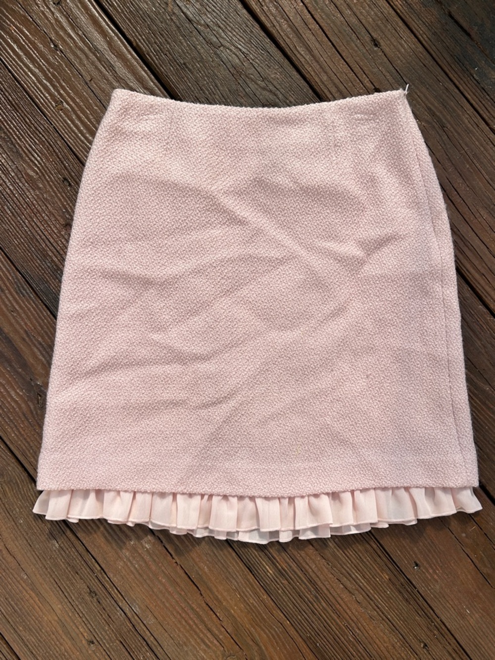 Classic Light Pink Pencil Skirt with Ruffle Hem